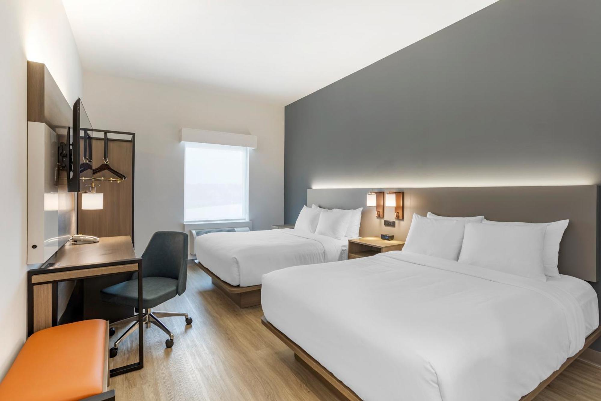 Comfort Inn & Suites Newark Liberty International Airport Exteriör bild