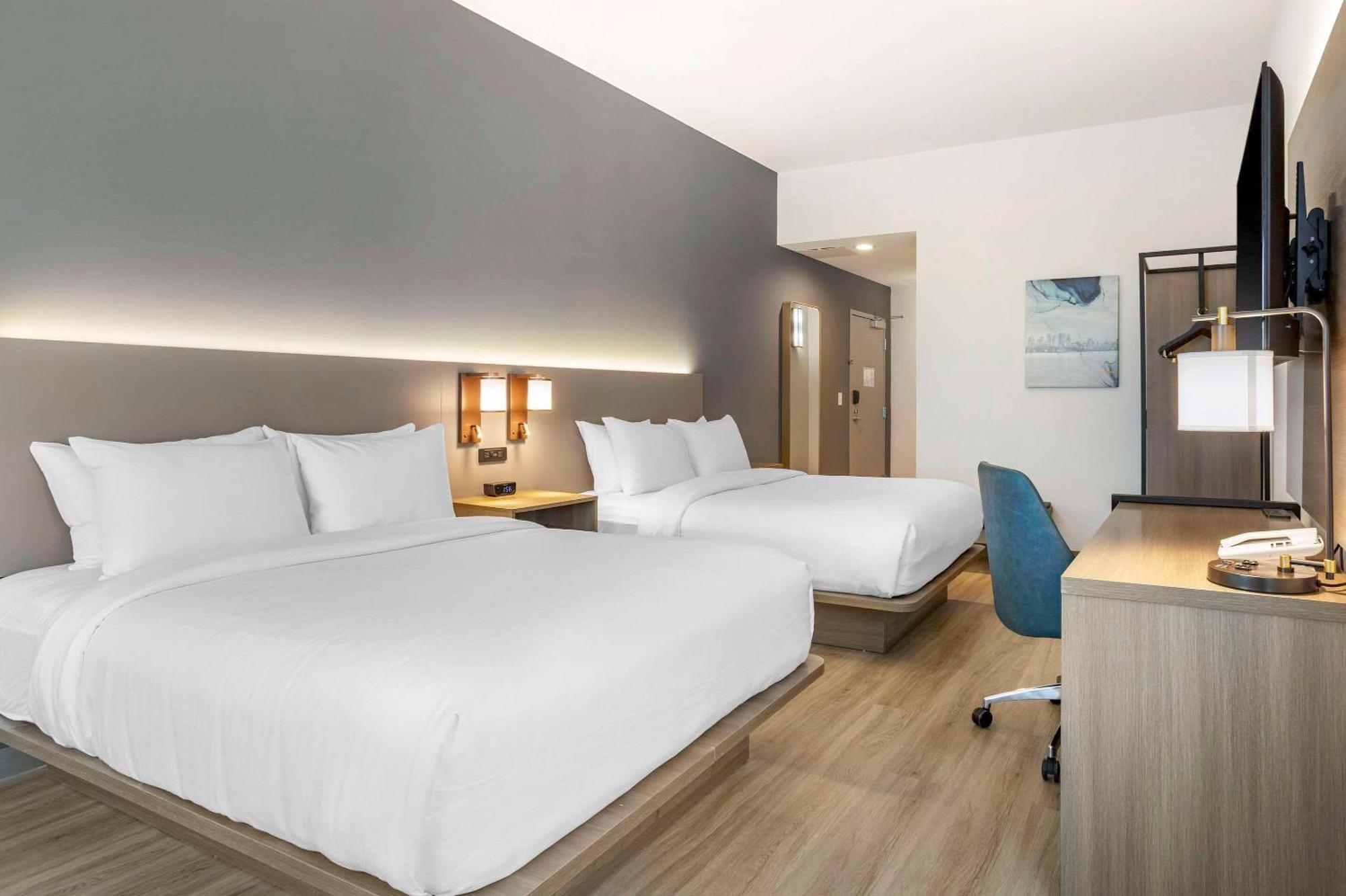 Comfort Inn & Suites Newark Liberty International Airport Exteriör bild